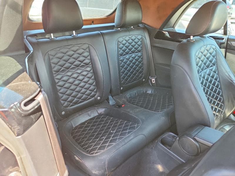 2019 VOLKSWAGEN BEETLE S 10