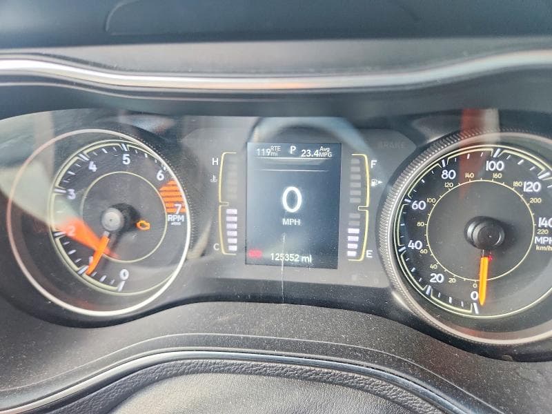 2019 JEEP CHEROKEE LATITUDE PLUS 9
