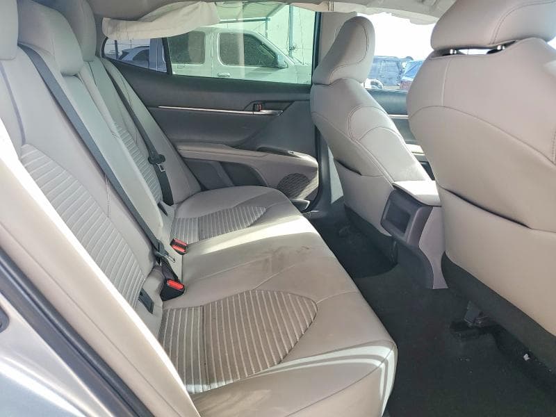 2022 TOYOTA CAMRY SE 10