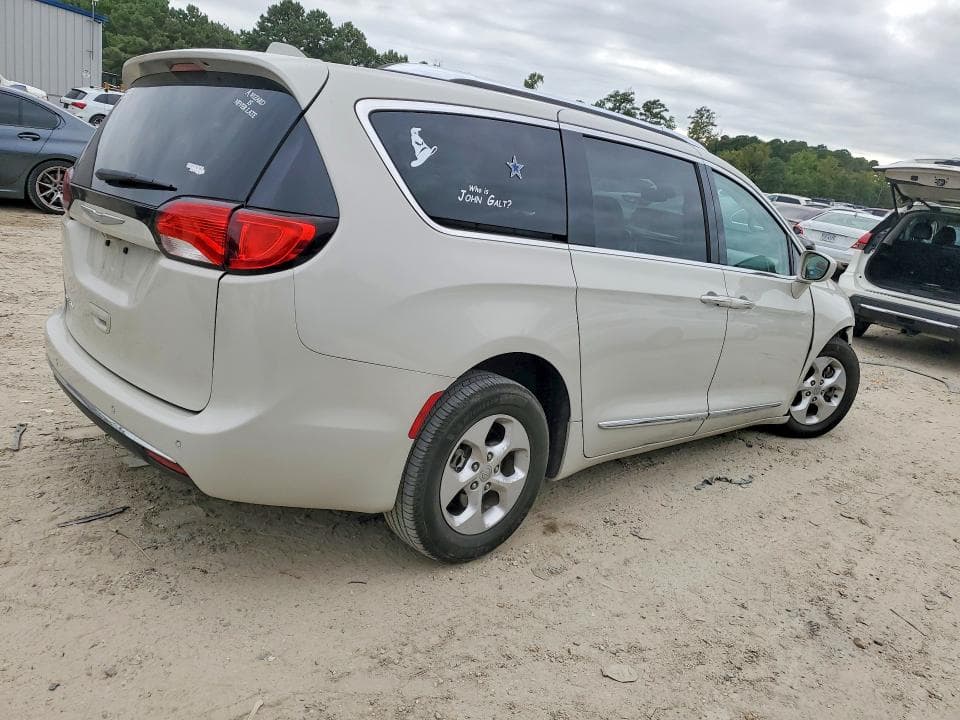 2017 CHRYSLER PACIFICA TOURING L PLUS 3