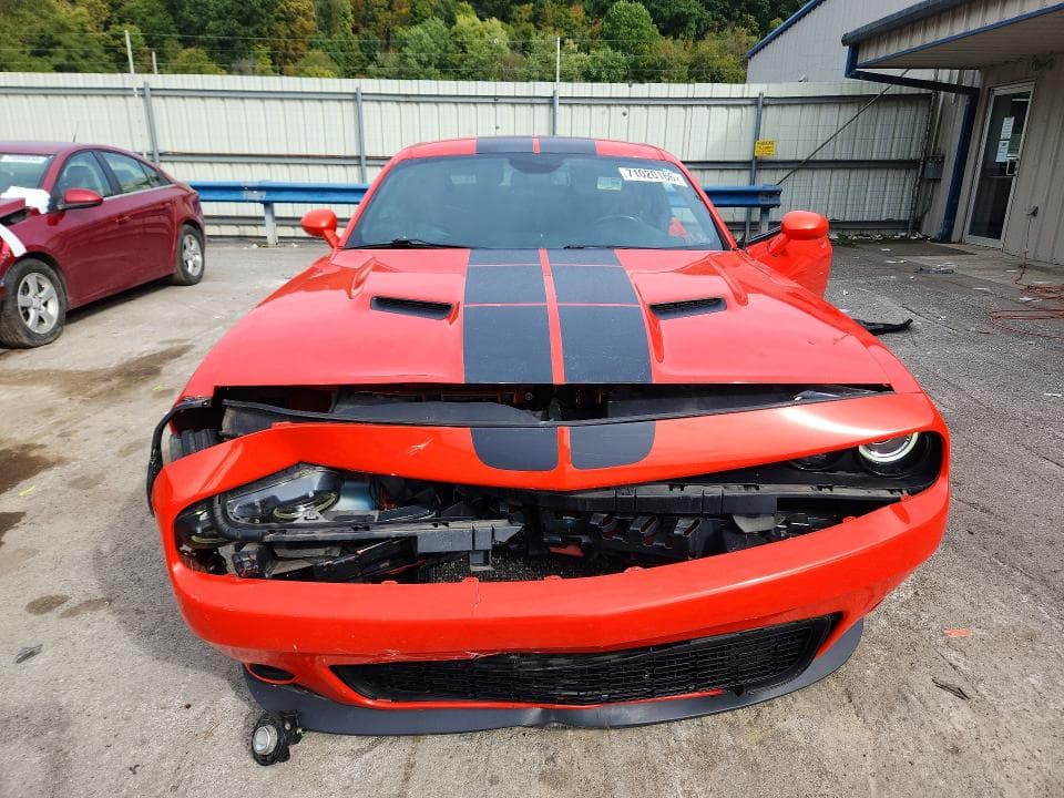 2017 DODGE CHALLENGER SXT 5