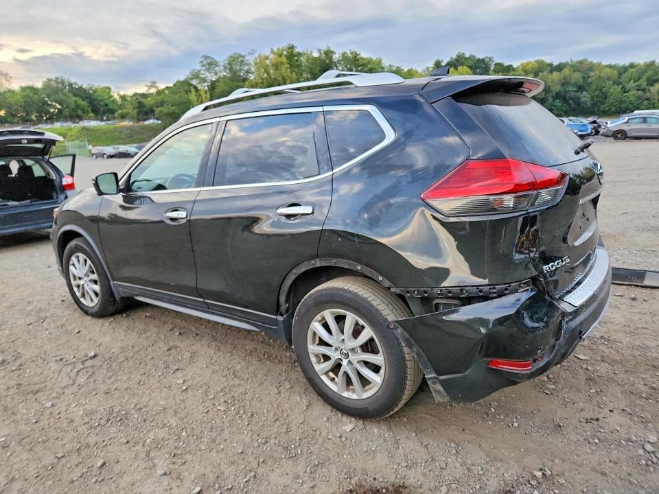 2017 NISSAN ROGUE SV 2