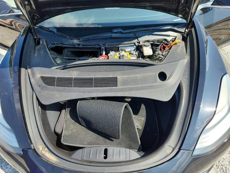 2018 TESLA MODEL 3 11