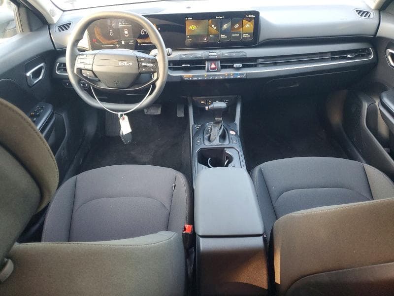 2026 KIA K4 LXS 8