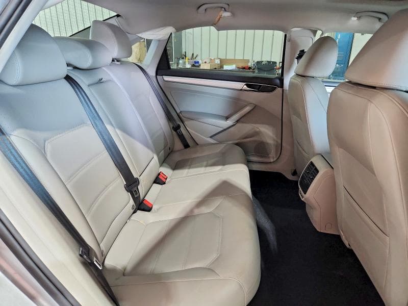 2019 VOLKSWAGEN PASSAT WOLFSBURG 10
