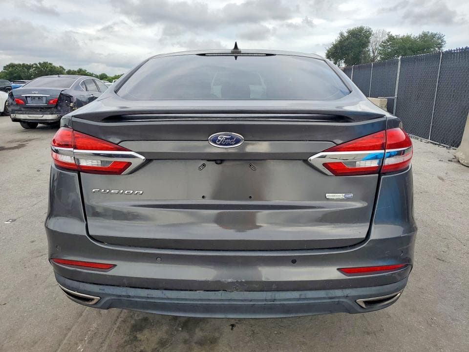 2019 FORD FUSION SE 6