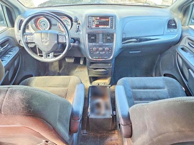2017 DODGE GRAND CARAVAN SE 8