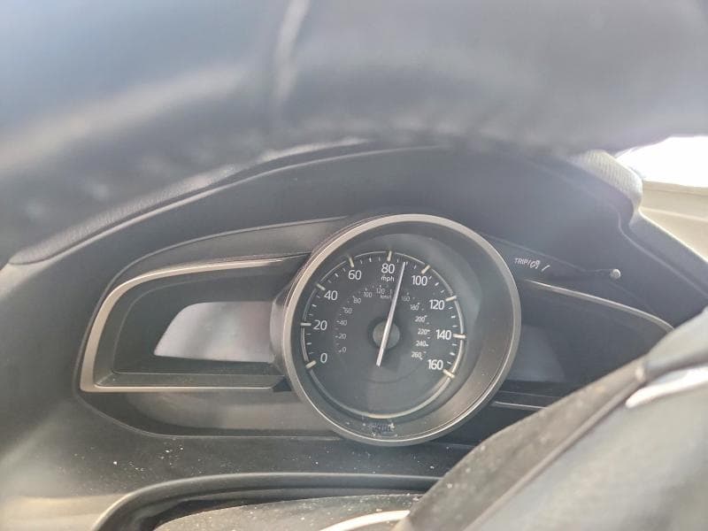 2018 MAZDA 3 TOURING 9