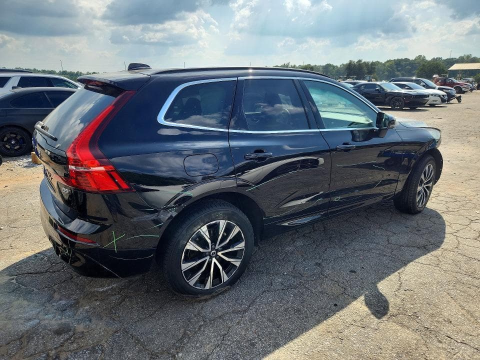 2023 VOLVO XC60 CORE 3