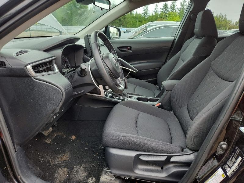 2023 TOYOTA COROLLA CROSS LE 7