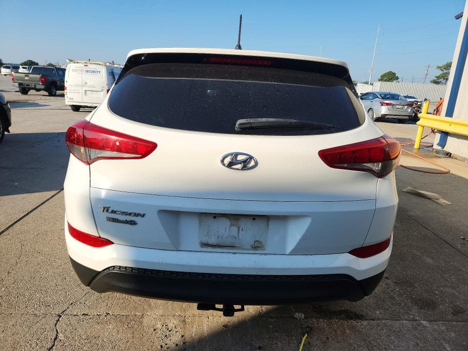 2018 HYUNDAI TUCSON SE 6