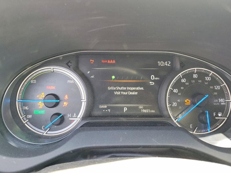 2024 TOYOTA VENZA XLE 9