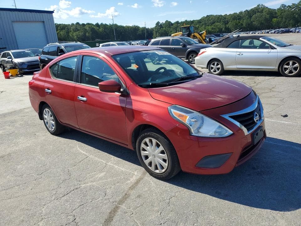 2018 NISSAN VERSA SV 4