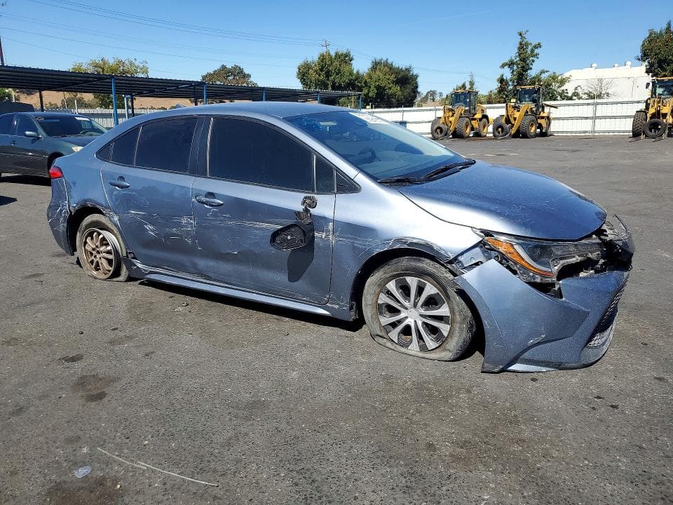 2022 TOYOTA COROLLA LE 4