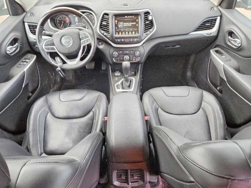 2018 JEEP CHEROKEE OVERLAND 8