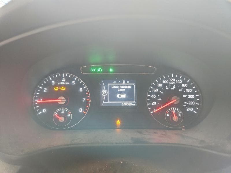 2017 KIA SORENTO LX 9