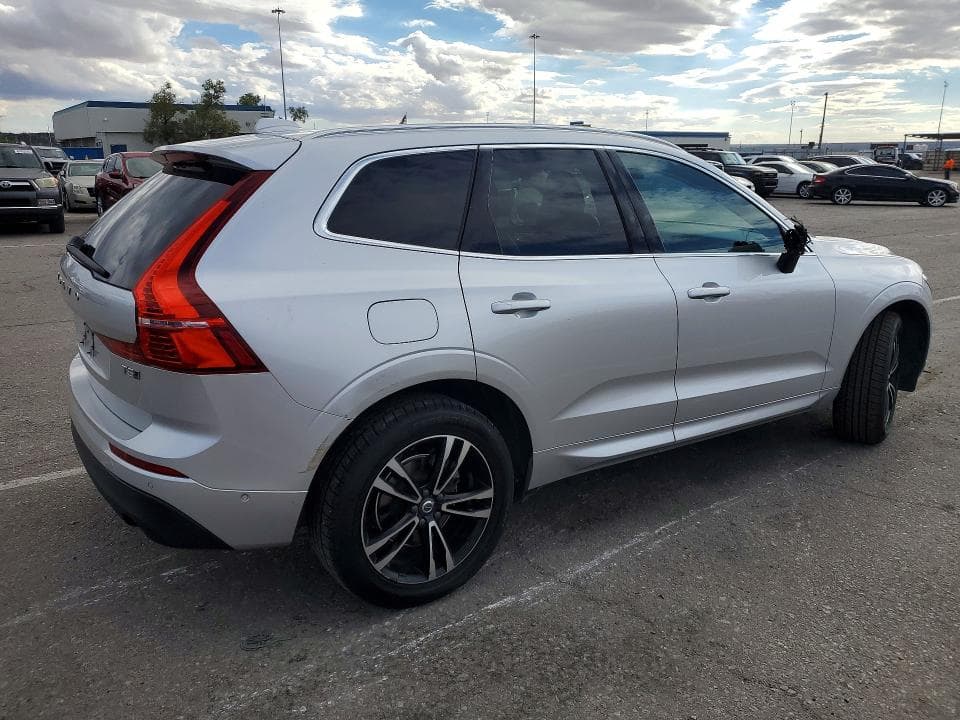 2019 VOLVO XC60 T5 3