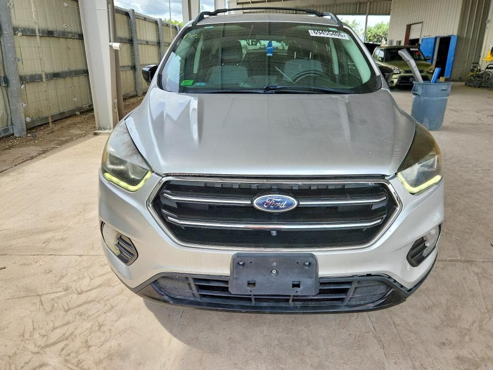 2017 FORD ESCAPE SE 5