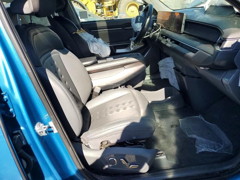 2024 KIA EV9 WIND 7