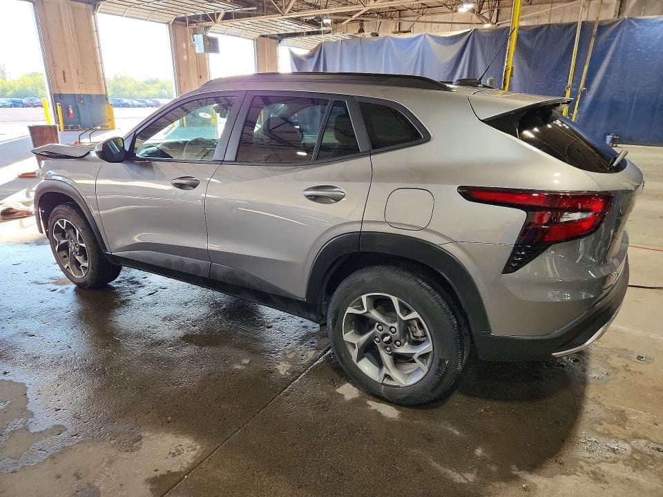 2025 CHEVROLET TRAX 1LT 2