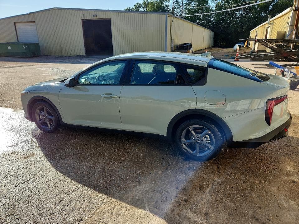 2026 KIA K4 LXS 2