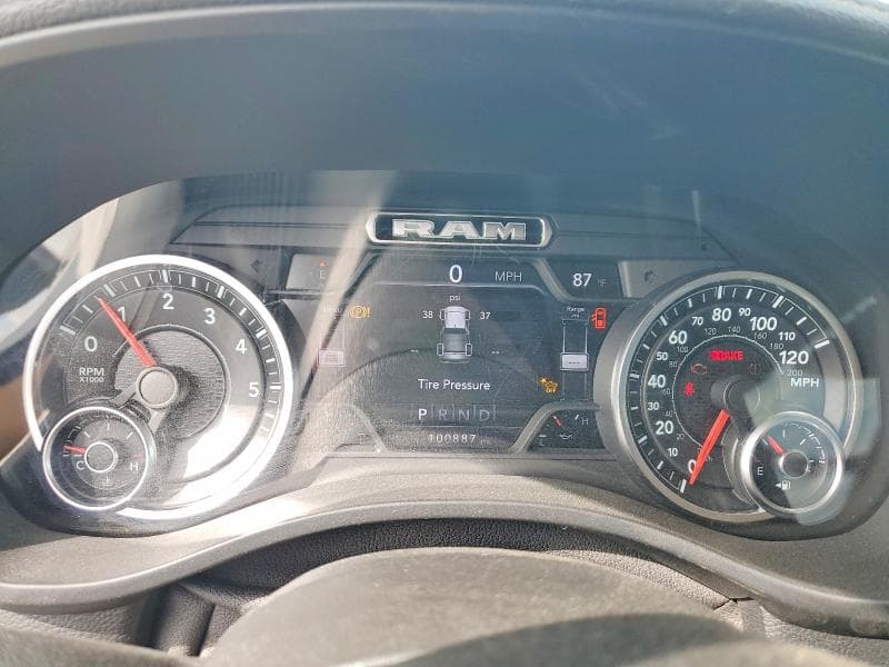 2021 RAM 1500 LARAMIE 9
