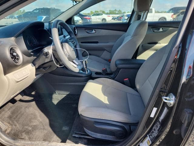 2019 KIA FORTE LXS 7