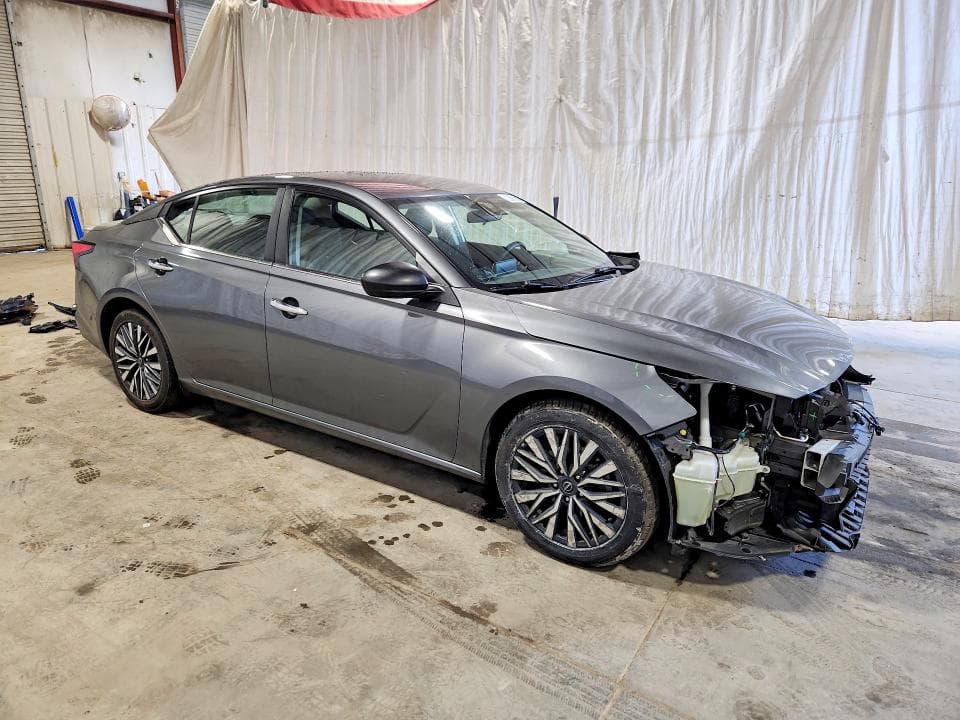 2024 NISSAN ALTIMA SV 4