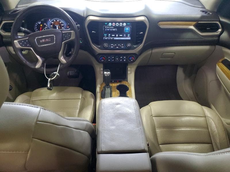 2017 GMC ACADIA DENALI 8