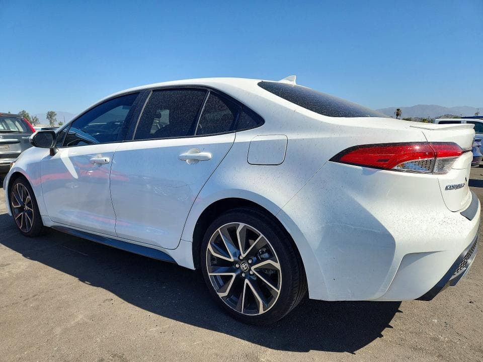 2020 TOYOTA COROLLA SE 2