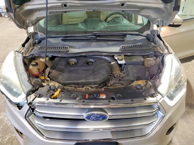 2017 FORD ESCAPE TITANIUM 12