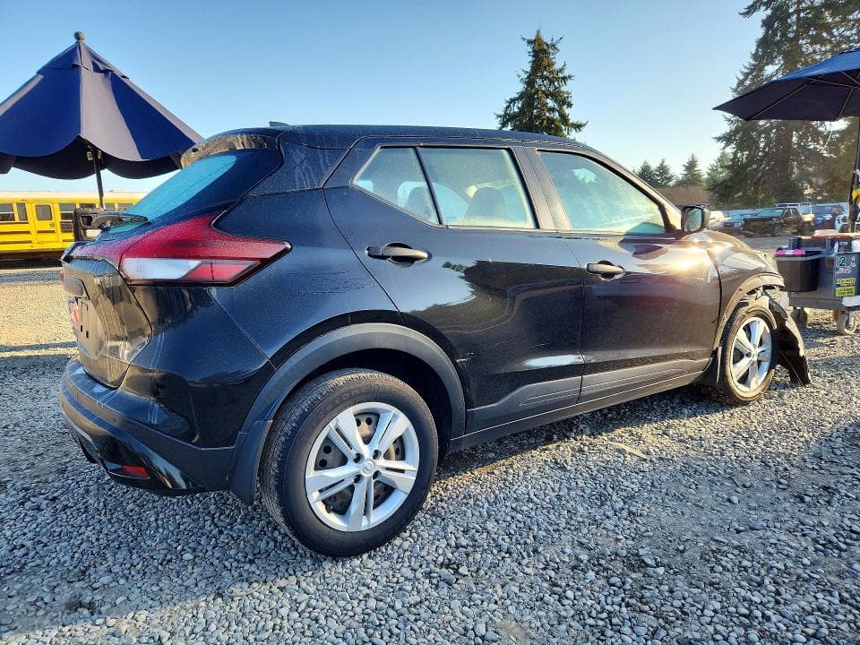 2021 NISSAN KICKS S 3