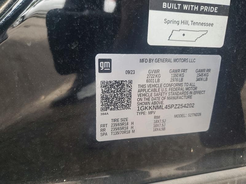 2023 GMC ACADIA SLT 13