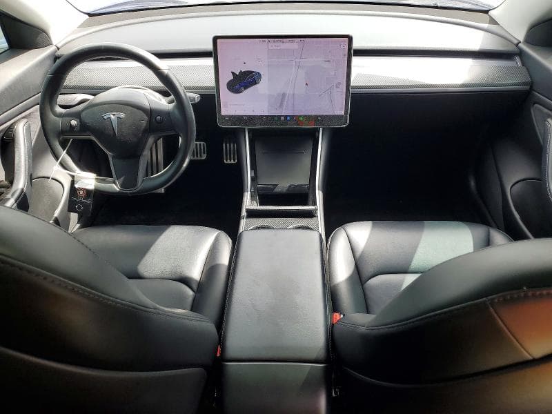 2018 TESLA MODEL 3 8