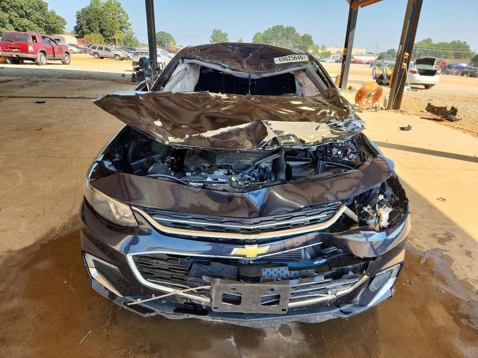 2017 CHEVROLET MALIBU LT 5