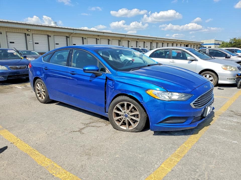2017 FORD FUSION SE 4