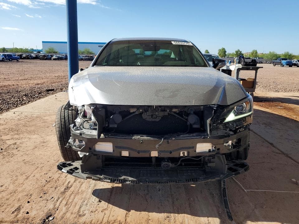 2025 LEXUS ES 300H BASE 5