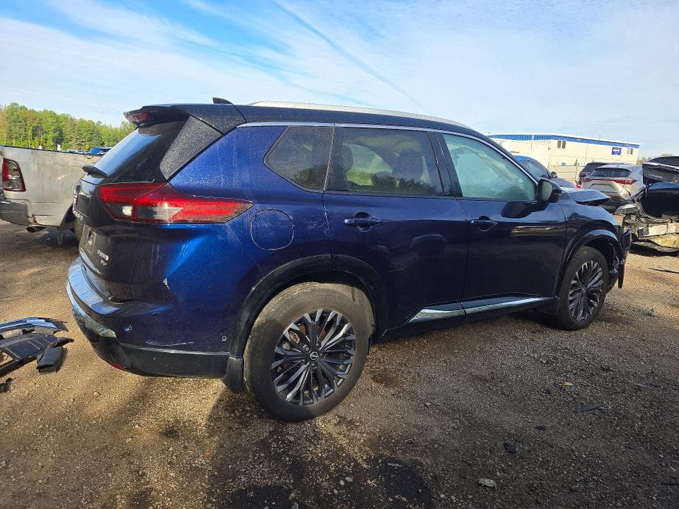 2024 NISSAN ROGUE PLATINUM 3