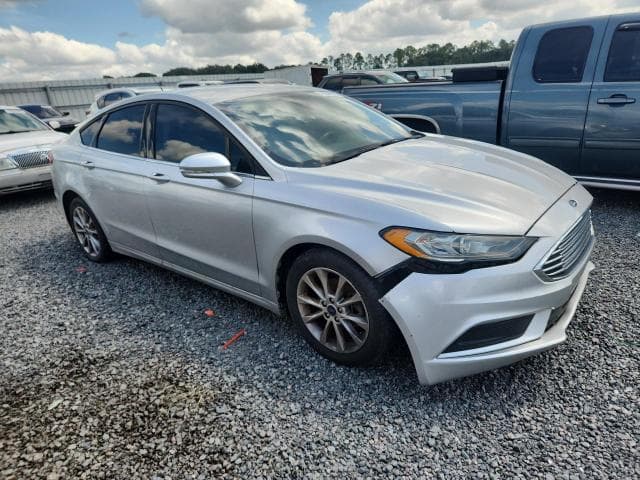 2017 FORD FUSION SE 4