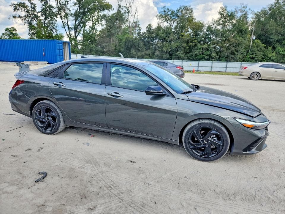 2026 HYUNDAI ELANTRA SEL SPORT 4