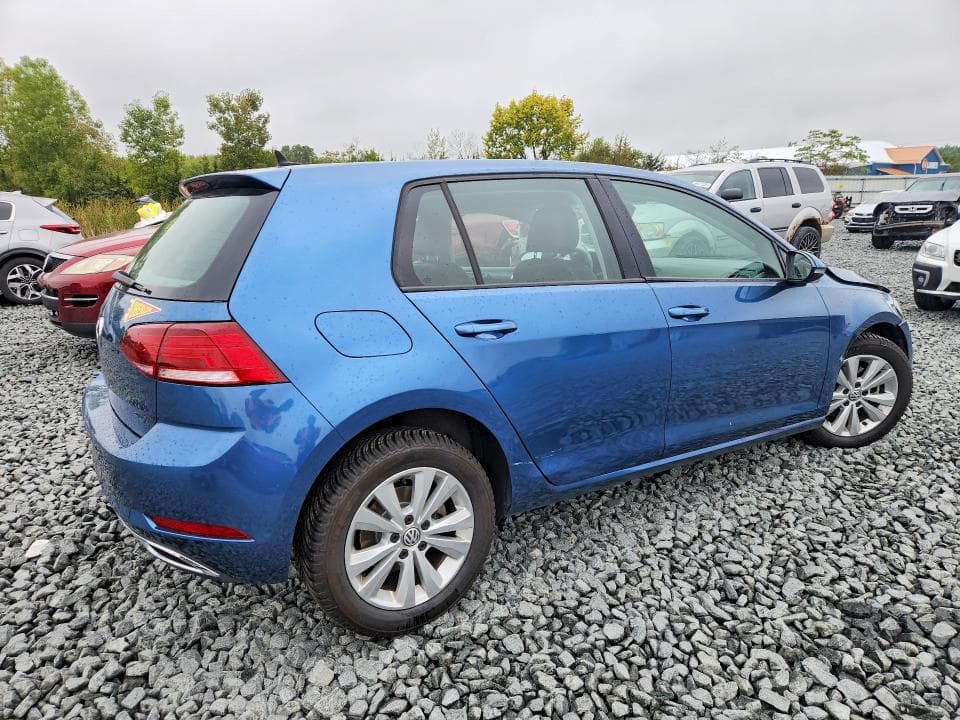 2021 VOLKSWAGEN GOLF 3