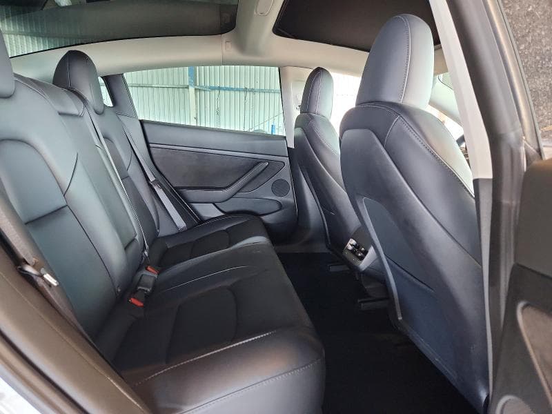 2023 TESLA MODEL 3 10