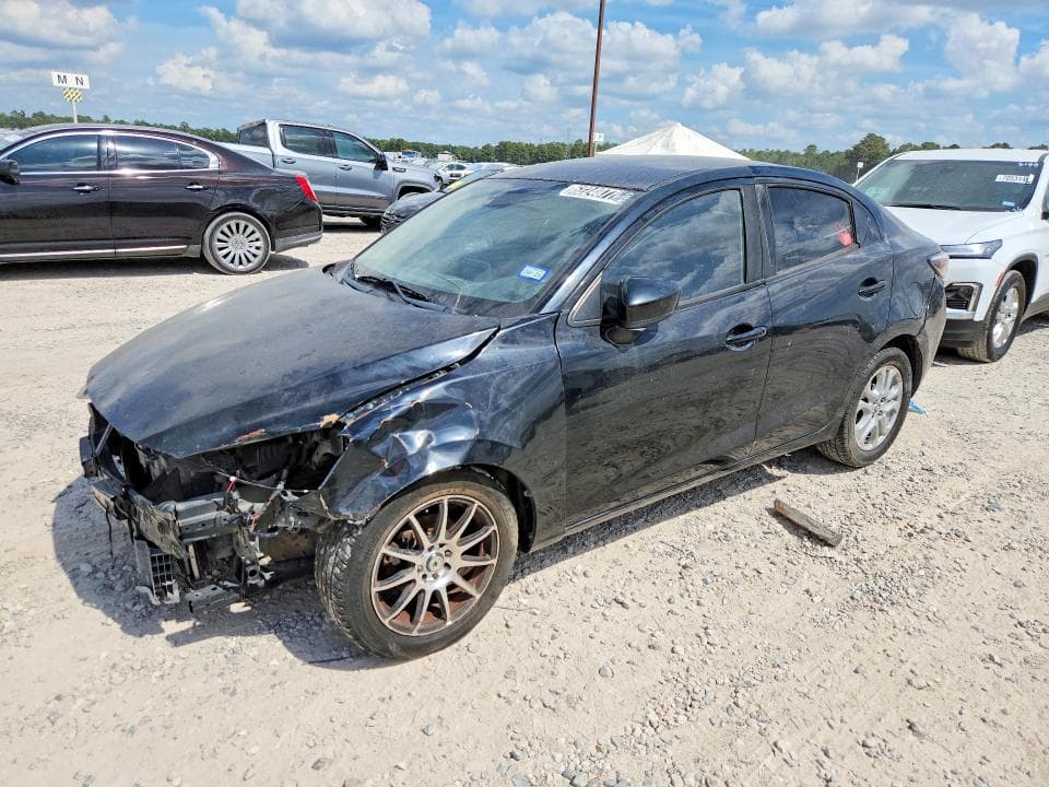 2017 TOYOTA YARIS IA BASE