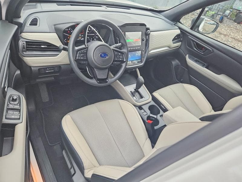 2025 SUBARU FORESTER 8