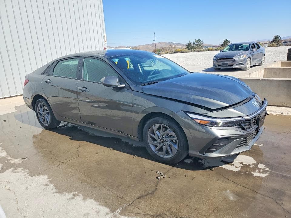 2026 HYUNDAI ELANTRA HYBRID BLUE 4