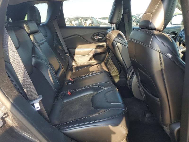 2019 JEEP CHEROKEE LATITUDE PLUS 11