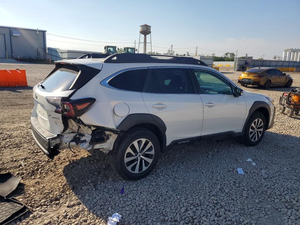 2023 SUBARU OUTBACK PREMIUM 3