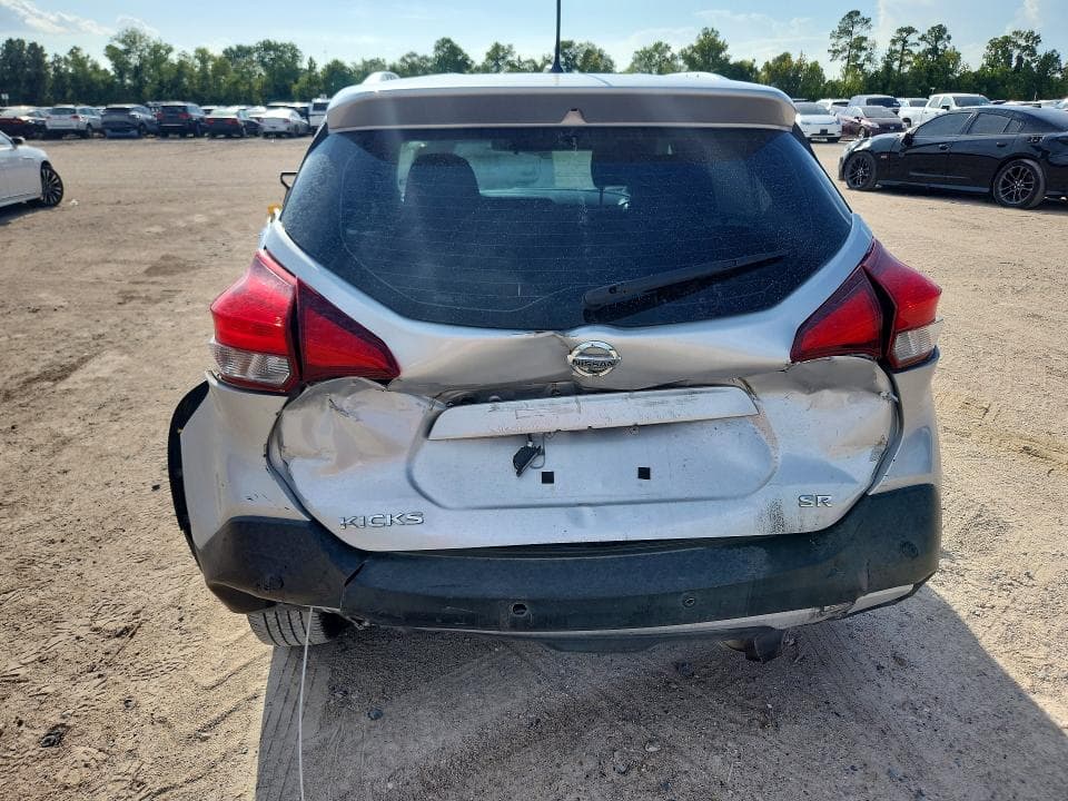 2020 NISSAN KICKS SR 6