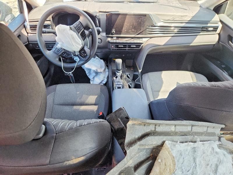 2026 TOYOTA CAMRY LE 8