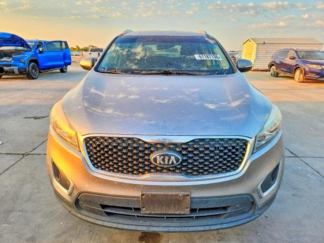 2018 KIA SORENTO LX 5